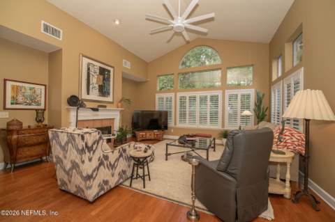 13175 Wexford Hollow Road, Jacksonville FL - photo 18 of 57
