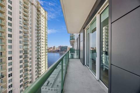 1431 Riverplace Boulevard #1501, Jacksonville FL - photo 19 of 64