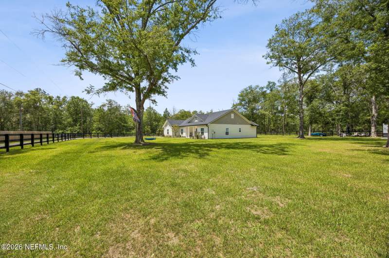 3 bedroom Single Family Residence at 6141 Charlie Rowe Drive, Macclenny, Macclenny — photo 5