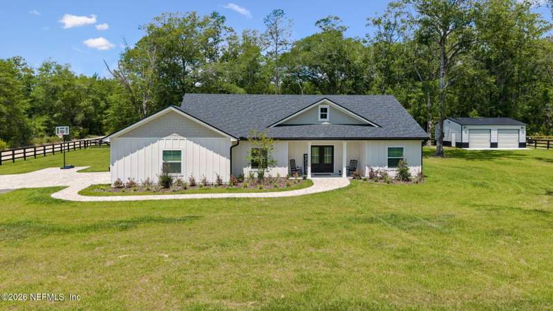 3 bedroom Single Family Residence at 6141 Charlie Rowe Drive, Macclenny, Macclenny — photo 2