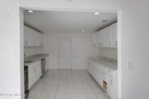 1158 Pacetti Street, Jacksonville FL - photo 10 of 49