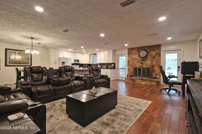 2 bedroom Single Family Residence at 4162 Scenic Drive, Gnann & Canova, Middleburg — photo 3