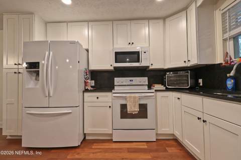 4162 Scenic Drive, Middleburg FL - photo 14 of 57