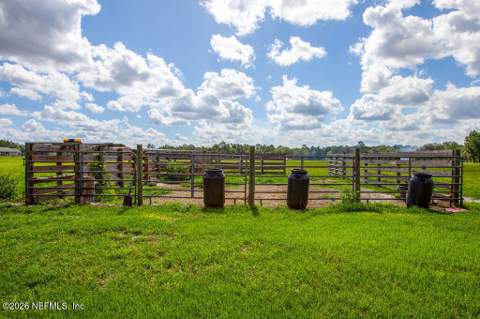 9787 SW 118th Lane, Brooker FL - photo 10 of 38