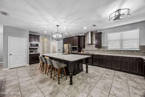 79425 Plummers Creek Drive, Yulee FL - photo 7 of 36