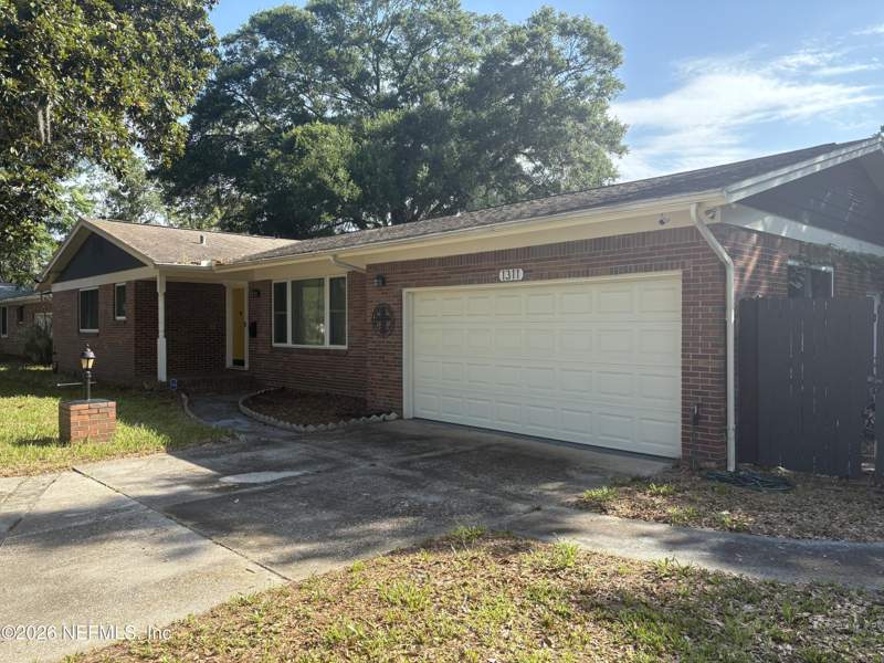 3 bedroom Single Family Residence at 1311 Grandview Drive, Alderman Park, Jacksonville — photo 2