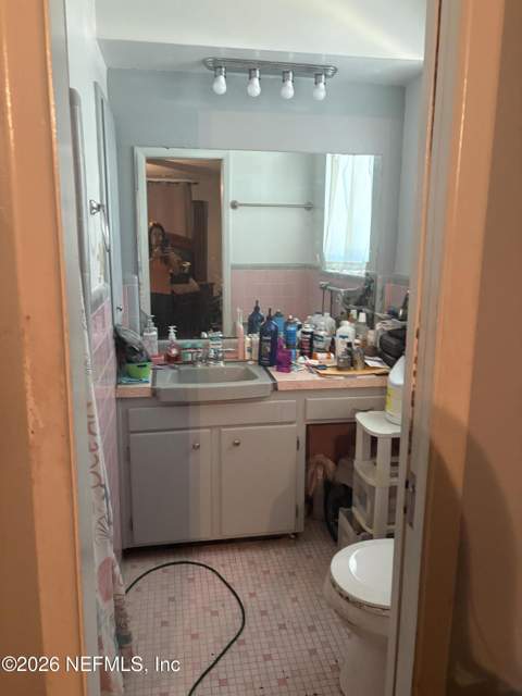 1311 Grandview Drive, Jacksonville FL - photo 12 of 35