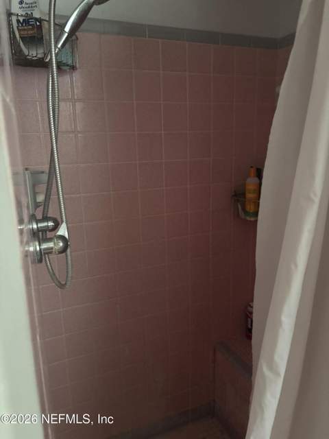 1311 Grandview Drive, Jacksonville FL - photo 13 of 35