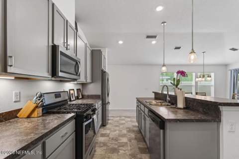 13502 Brookwater Drive, Jacksonville FL - photo 18 of 59