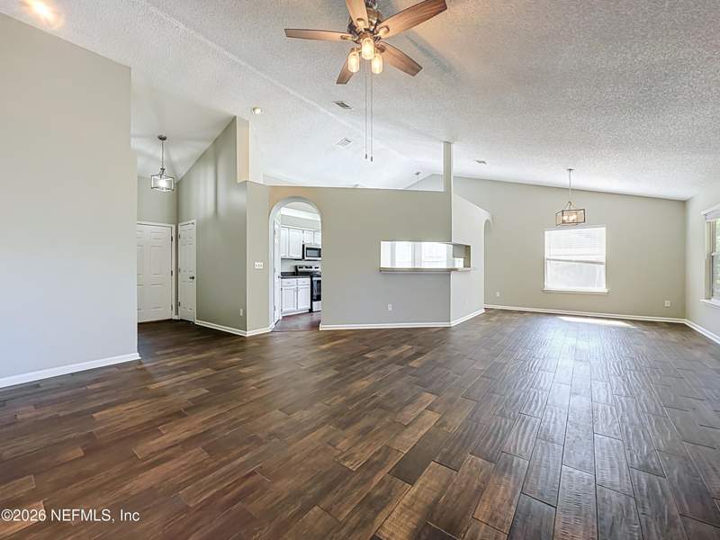 3 bedroom Single Family Residence at 8672 Bandera Circle, Charlesgate, Jacksonville — photo 4