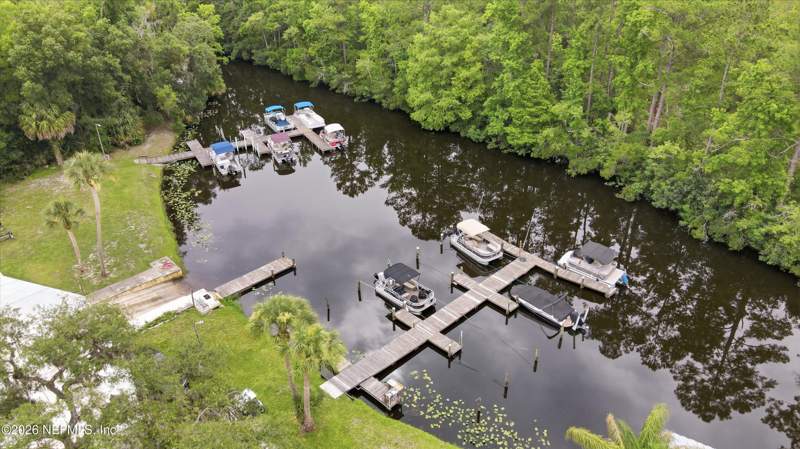 3 bedroom Single Family Residence at 148 Lake Margo Drive, Bayou Club, Satsuma — photo 3