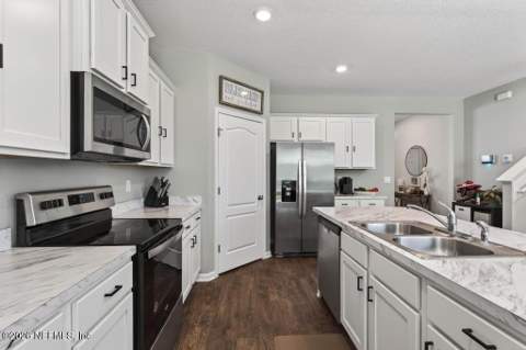 75588 Bridgewater Drive, Yulee FL - photo 13 of 59