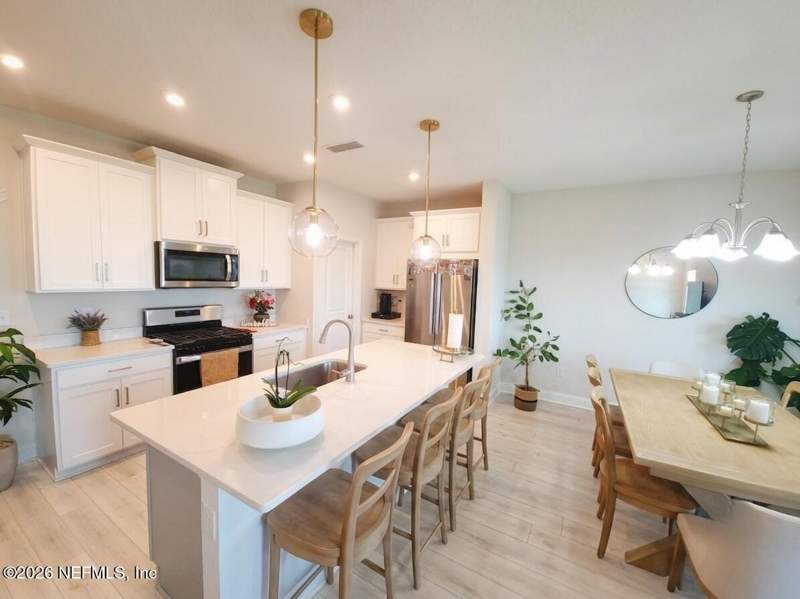 3 bedroom Single Family Residence at 13011 Holsinger Boulevard, Wells Creek, Jacksonville — photo 3