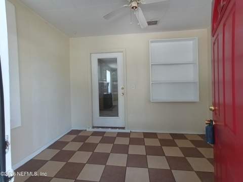 2737 Cherrywood Road, Jacksonville FL - photo 7 of 24