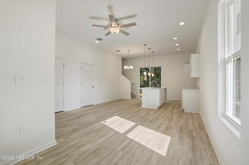 3 bedroom Single Family Residence at 11165 Joel Street, Roberts, Jacksonville — photo 2