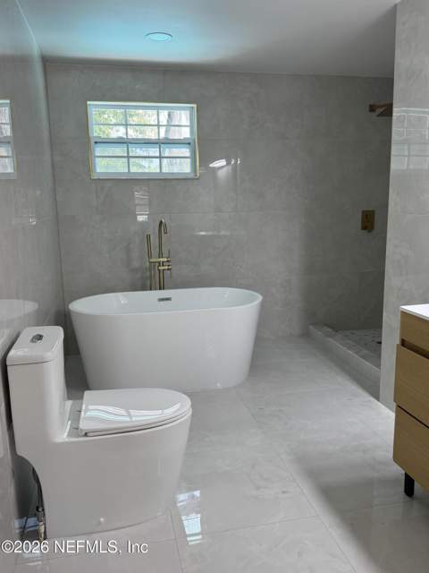 2319 Townsend Boulevard, Jacksonville FL - photo 6 of 40