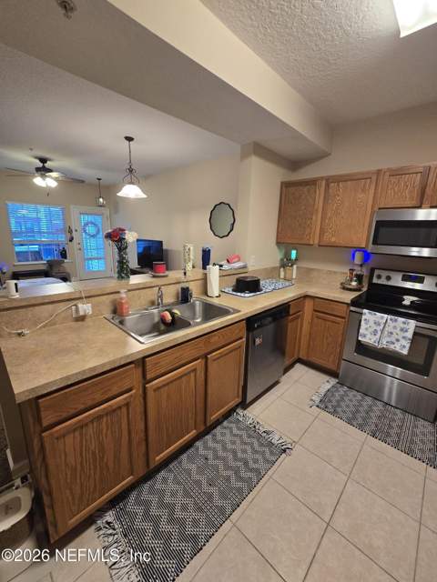 575 Oakleaf Plantation Parkway #1002, Orange Park FL - photo 7 of 13