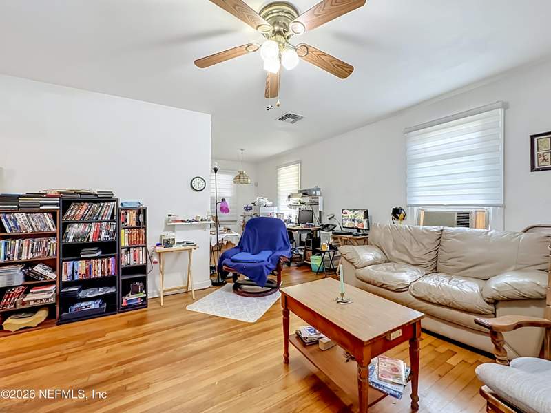2 bedroom Single Family Residence at 271 E 48th Street, Edmondsons Main Stre, Jacksonville — photo 4