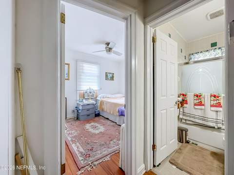 271 E 48th Street, Jacksonville FL - photo 13 of 36