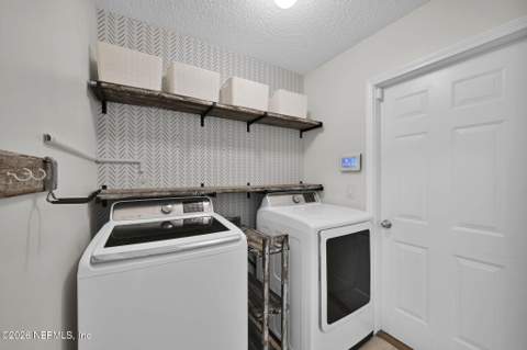 2599 Bentshire Drive, Jacksonville FL - photo 16 of 38