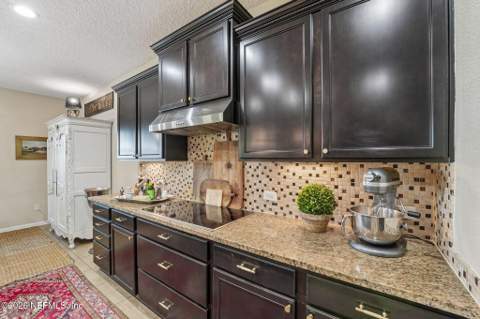 16713 Oak Preserve Drive, Jacksonville FL - photo 20 of 61