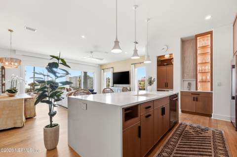 105 N 11th Avenue, Jacksonville Beach FL - photo 12 of 51