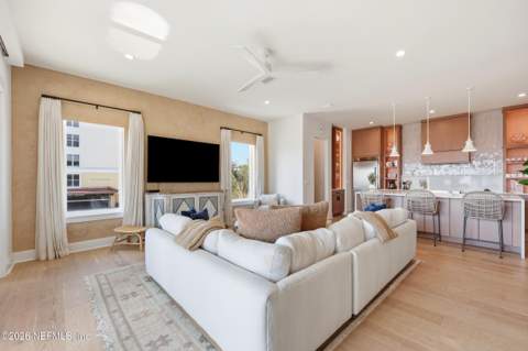 105 N 11th Avenue, Jacksonville Beach FL - photo 14 of 51