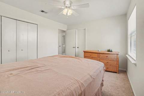 10930 Steeding Horse Drive, Jacksonville FL - photo 9 of 13