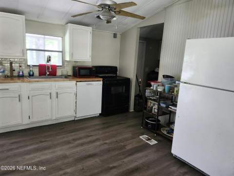 132 Palmetto Point Lane, San Mateo FL - photo 6 of 21