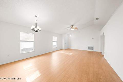6570 Gentle Oaks Drive, Jacksonville FL - photo 8 of 23