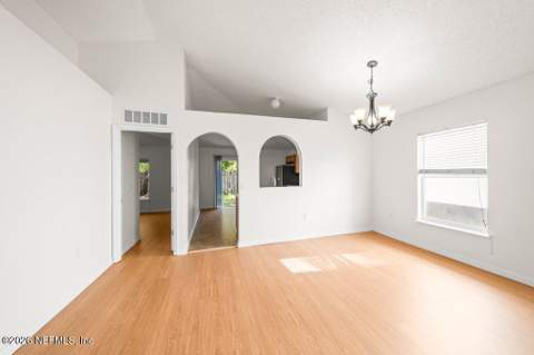 6570 Gentle Oaks Drive, Jacksonville FL - photo 12 of 23