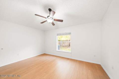 6570 Gentle Oaks Drive, Jacksonville FL - photo 15 of 23