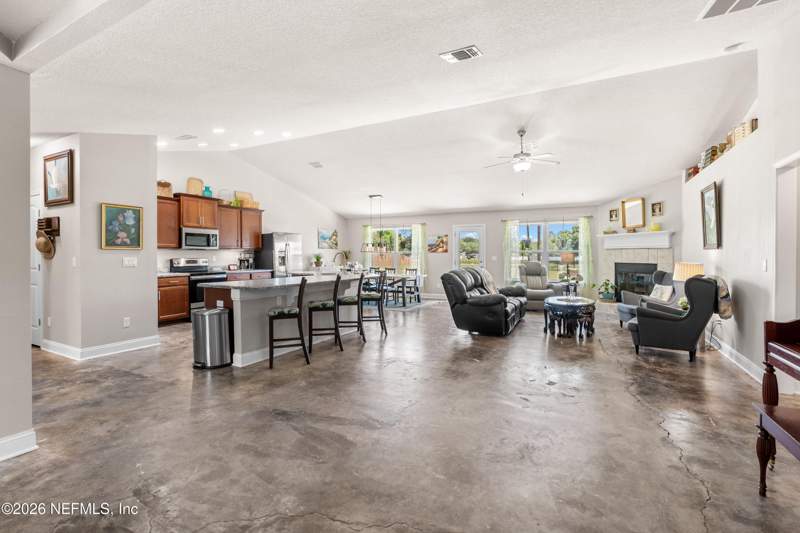 5 bedroom Single Family Residence at 4415 Tall Pines Lane, Longleaf Ranch, Middleburg — photo 5