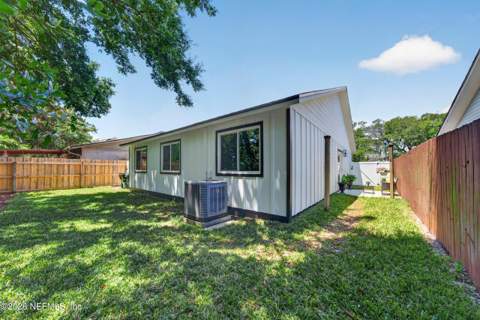 2179 Fairway Villas Lane, Atlantic Beach FL - photo 18 of 46