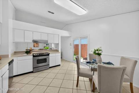2179 Fairway Villas Lane, Atlantic Beach FL - photo 15 of 46