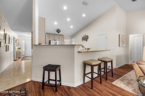 10905 Stanton Hills Drive, Jacksonville FL - photo 16 of 44