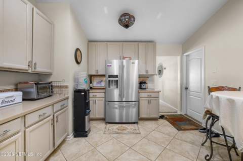 10905 Stanton Hills Drive, Jacksonville FL - photo 19 of 44