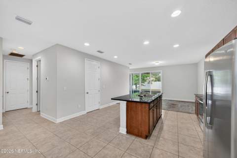 6342 Blakely Drive, Jacksonville FL - photo 8 of 42