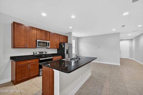 6342 Blakely Drive, Jacksonville FL - photo 10 of 42