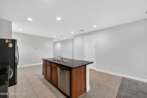 6342 Blakely Drive, Jacksonville FL - photo 12 of 42