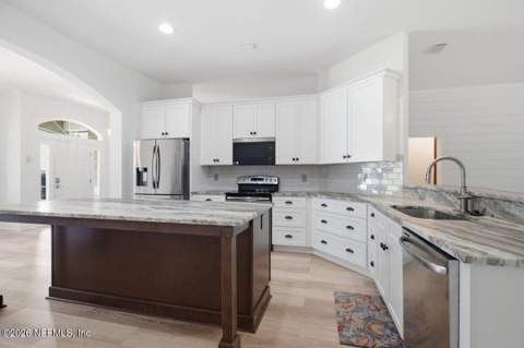 32405 Sunny Parke Drive, Fernandina Beach FL - photo 7 of 22