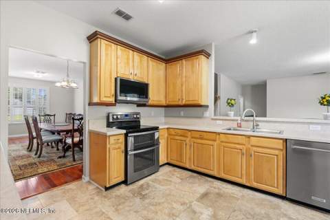 968 Misty Maple Court, Orange Park FL - photo 9 of 38