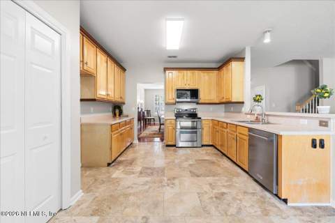 968 Misty Maple Court, Orange Park FL - photo 10 of 38