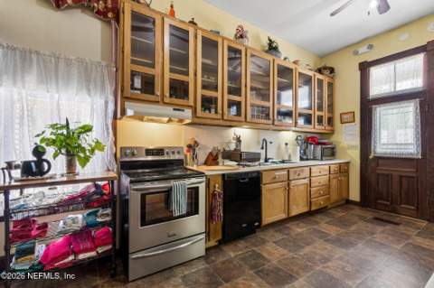 603 Emmett Street, Palatka FL - photo 7 of 26