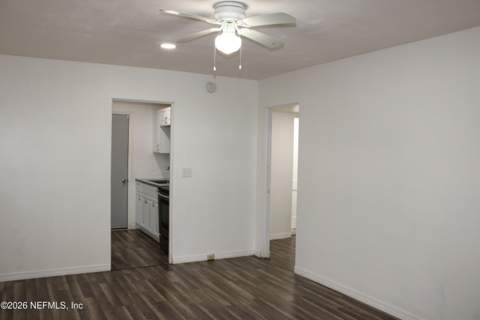 3661 Cascade Road, Jacksonville FL - photo 7 of 19