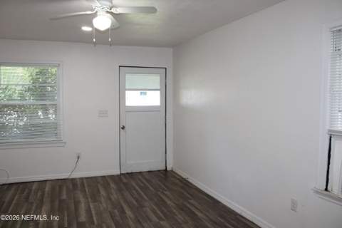 3661 Cascade Road, Jacksonville FL - photo 8 of 19