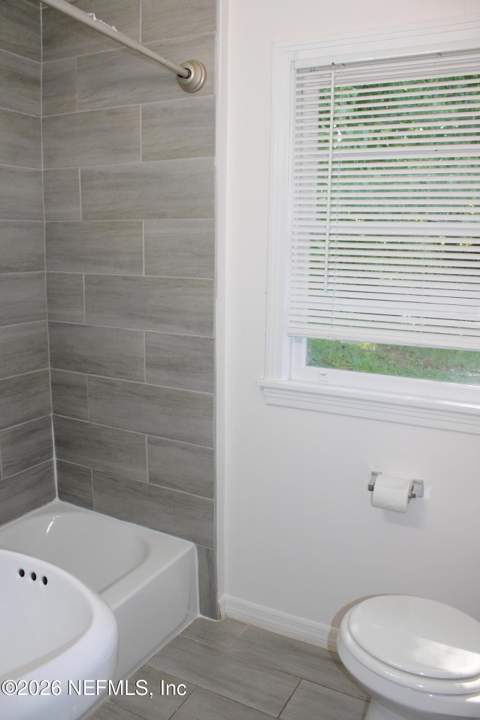 3661 Cascade Road, Jacksonville FL - photo 14 of 19