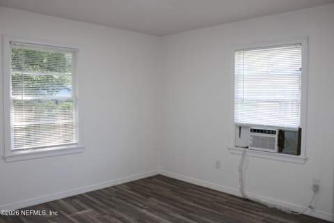3661 Cascade Road, Jacksonville FL - photo 16 of 19
