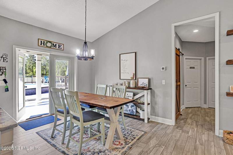 3 bedroom Single Family Residence at 5608 Jones Creek Road, Keystone Heights, Keystone Heights — photo 2