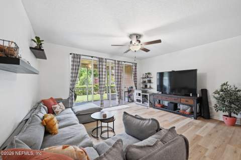 4186 Marblewood Lane, Jacksonville FL - photo 12 of 34